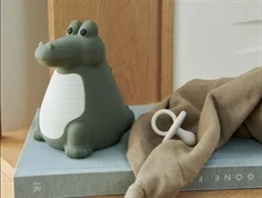 Liewood crocodile/hunter green natlampe Winston